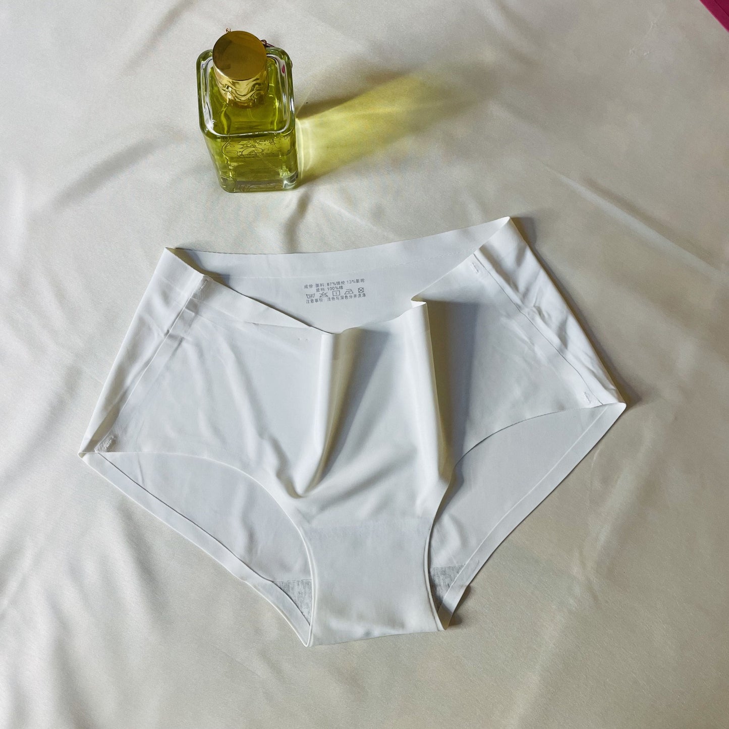 Intimate thread multicolor seamless panty
